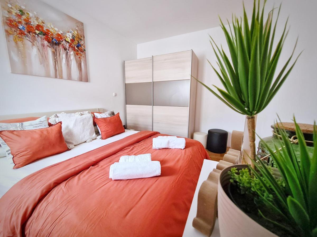 Luxury Apartment Salona Ngoại thất bức ảnh