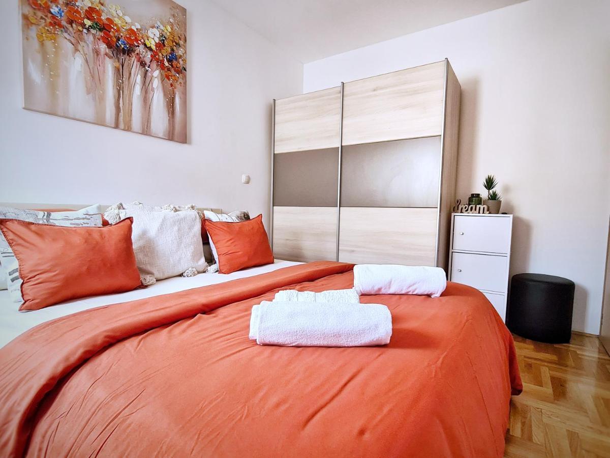 Luxury Apartment Salona Ngoại thất bức ảnh