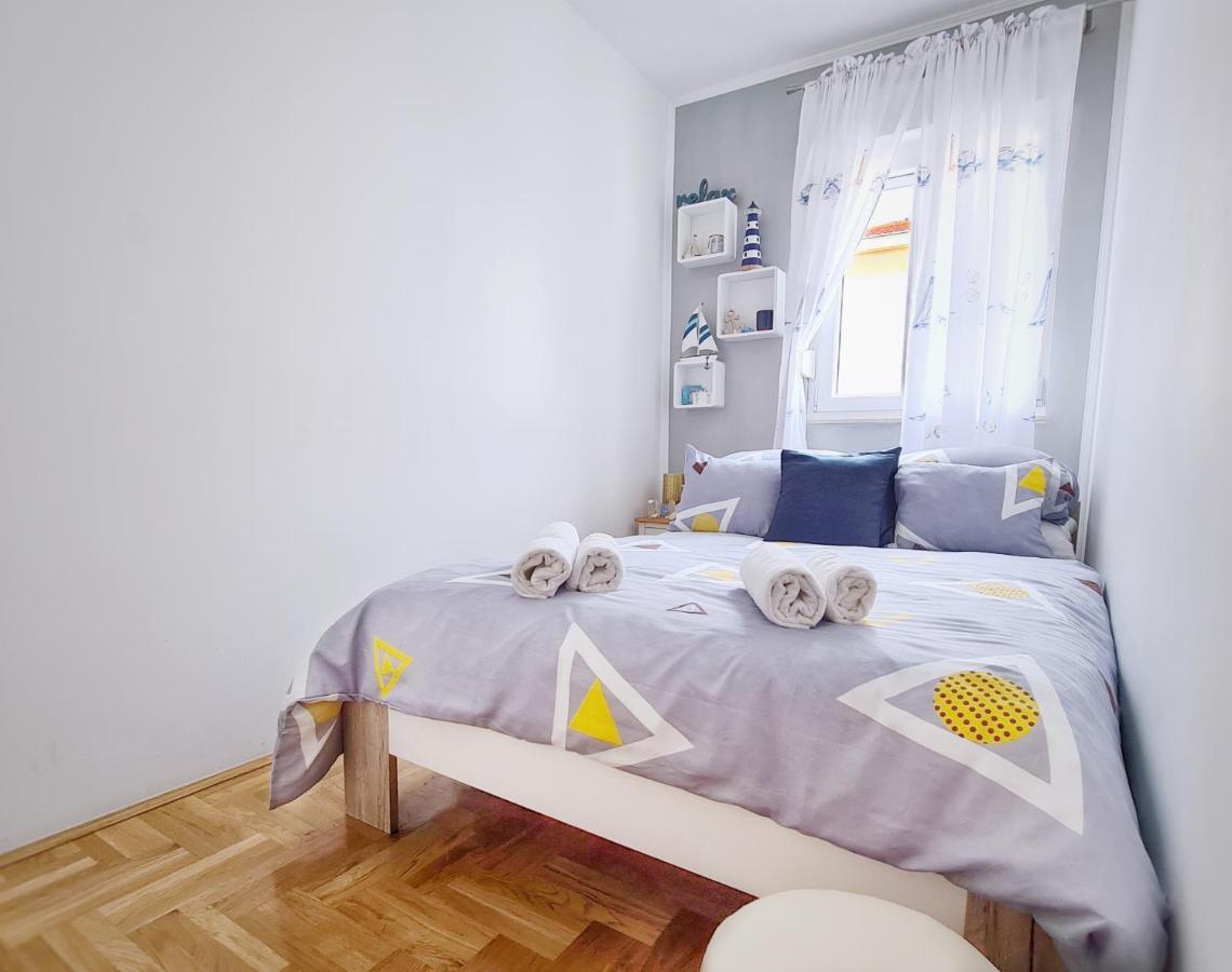 Luxury Apartment Salona Ngoại thất bức ảnh