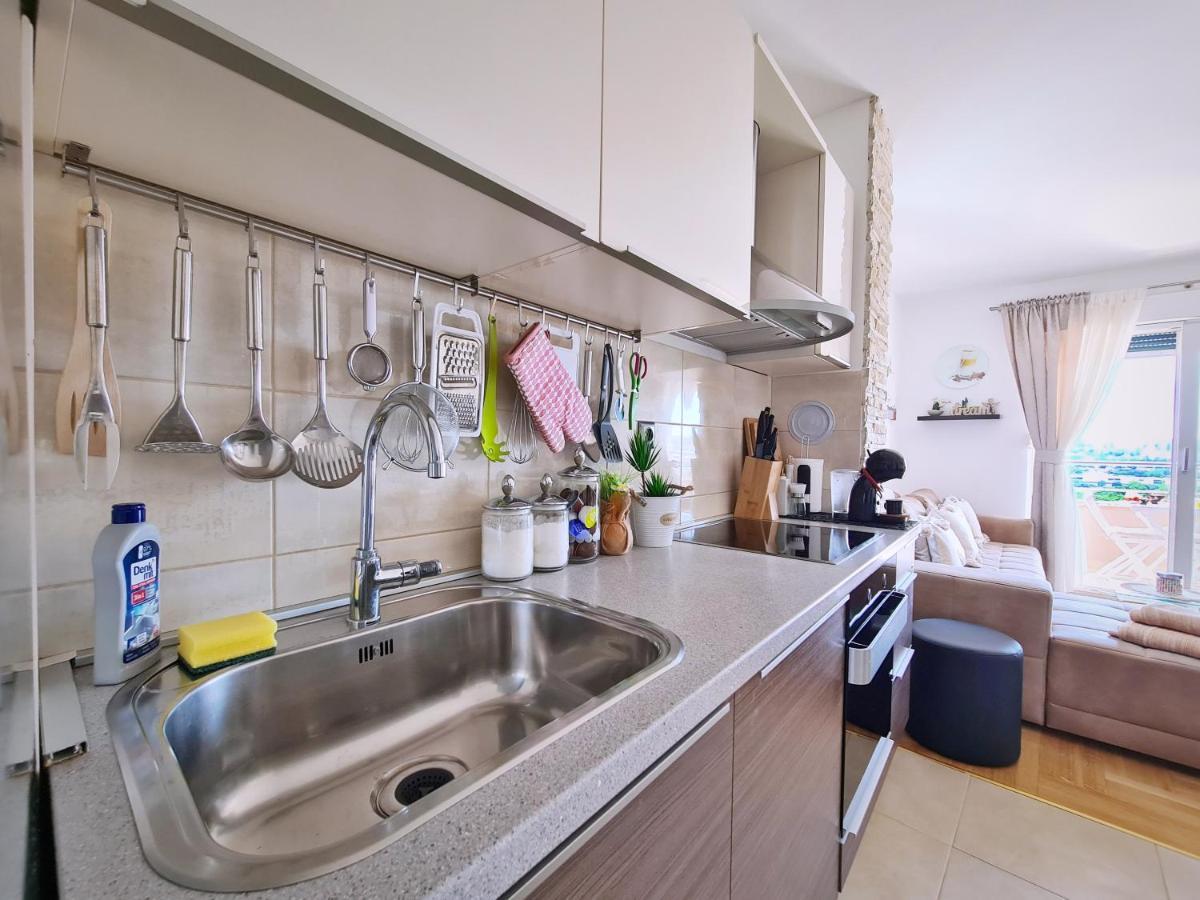 Luxury Apartment Salona Ngoại thất bức ảnh