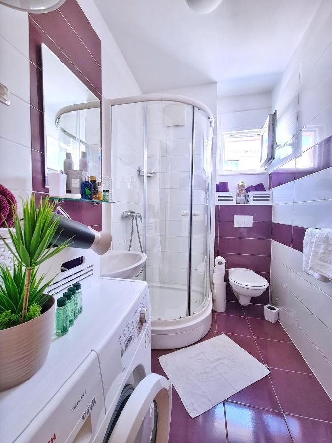 Luxury Apartment Salona Ngoại thất bức ảnh